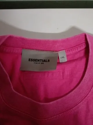 Camiseta ESSENTIALS Rosa