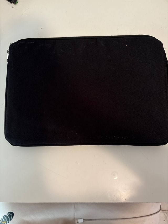 Funda portátil SUBBLIM 13.3 Negra
