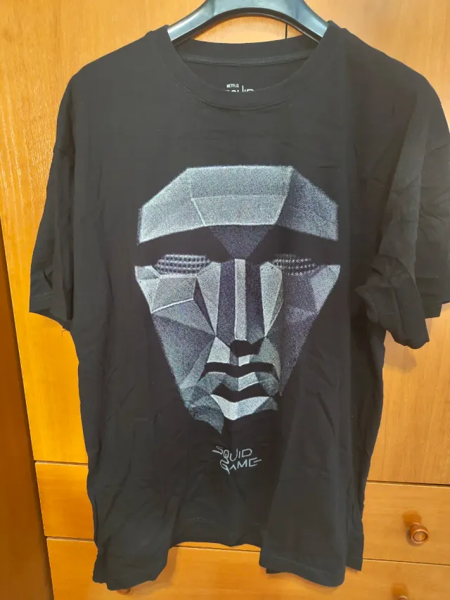 Camiseta Pull&Bear Squid Game