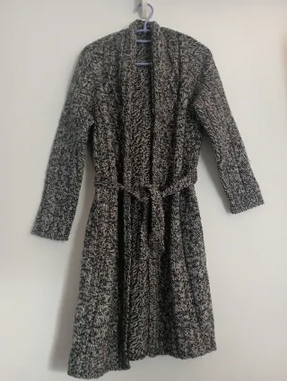 Chaqueta larga jaspeada blanco y negro