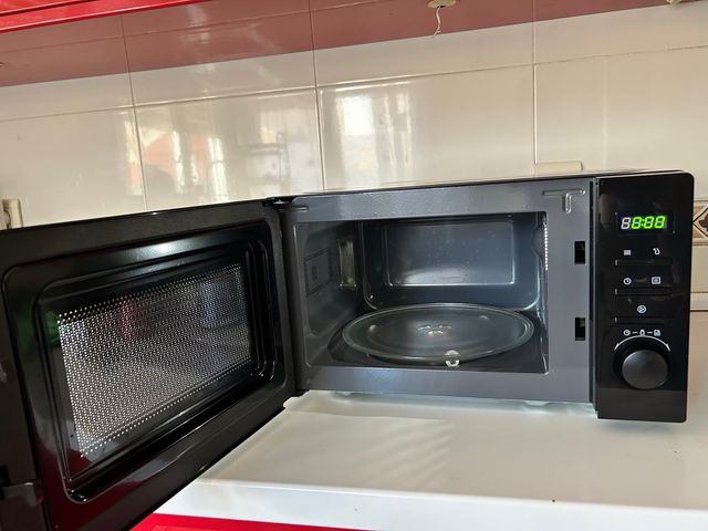 Horno Microondas 20L ARTICA