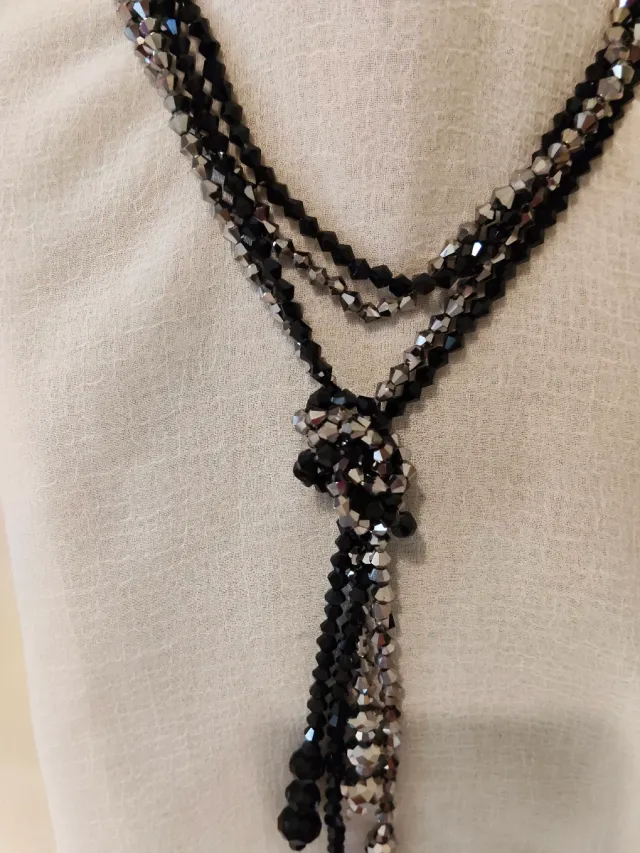 Collana di vetro verde e argento