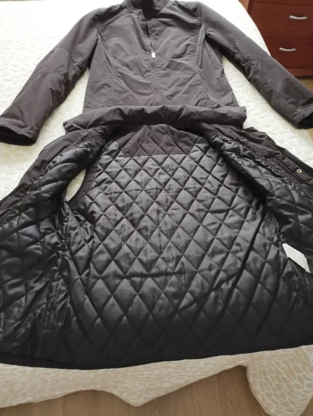 Conjunto de abrigo y chaleco marrón