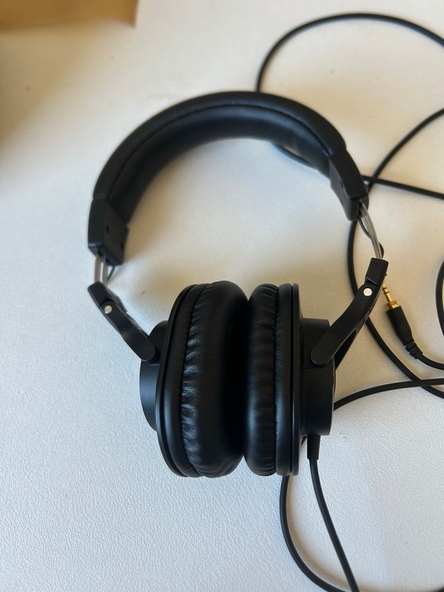 Audífonos Audio-Technica Negros