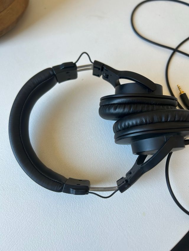 Audífonos Audio-Technica Negros