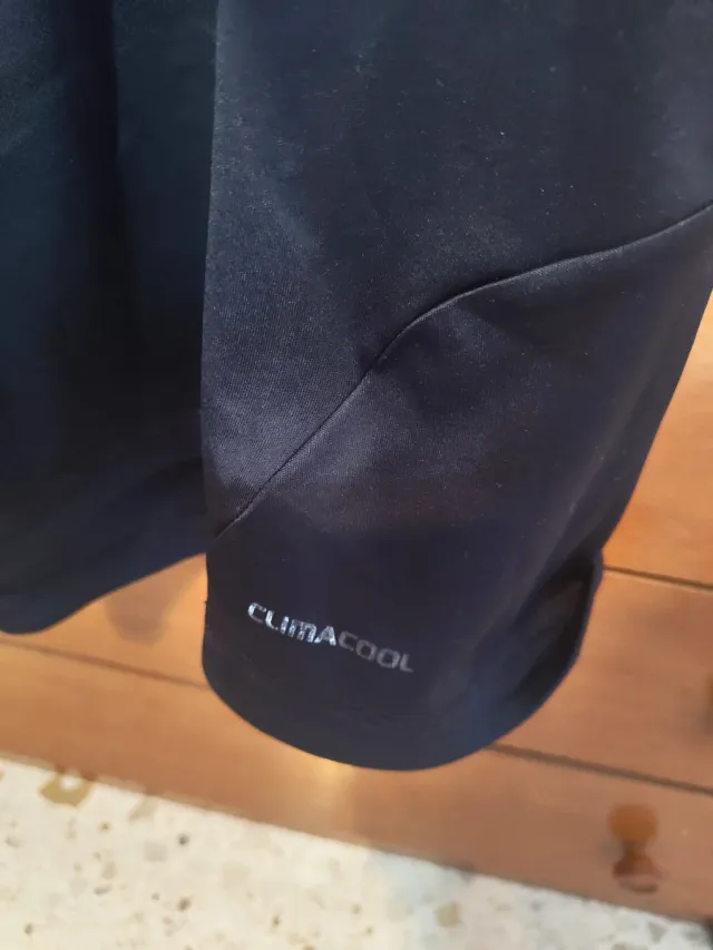 Camiseta Real Madrid Adidas 2011/12 Negra Dorada