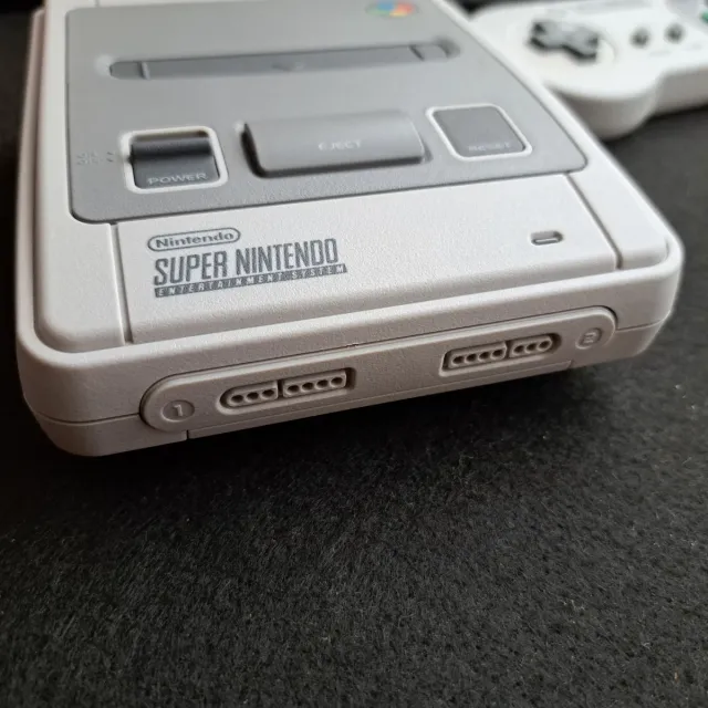 Super Nintendo 
Nintendo Classic Mini SNES