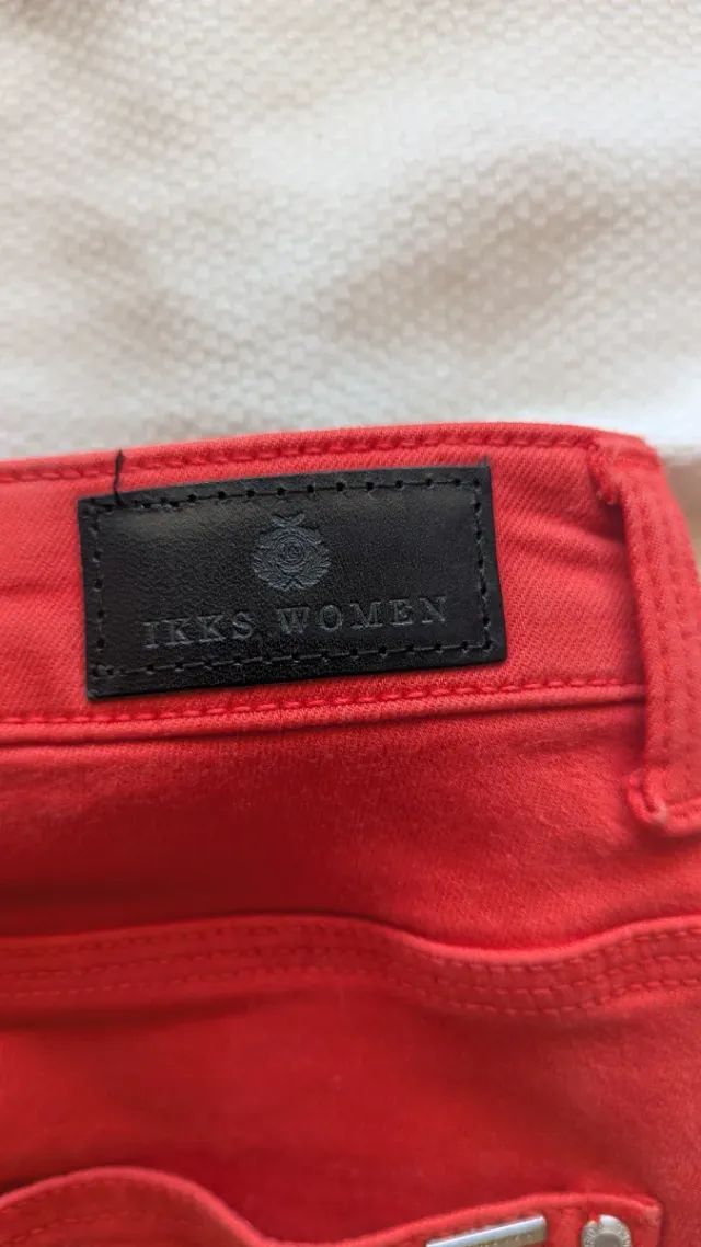 Pantalón rojo Ikks talla 34