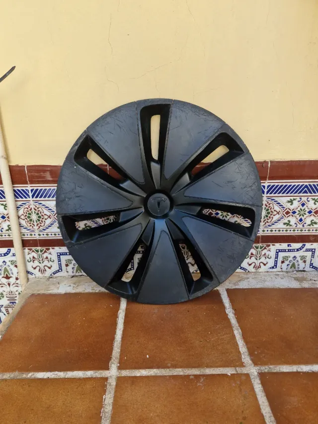 Tapacubos Tesla Model 3