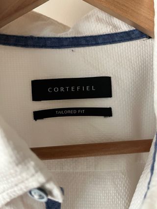 CAMISA CORTEFIEL BLANCA CON CODERAS.