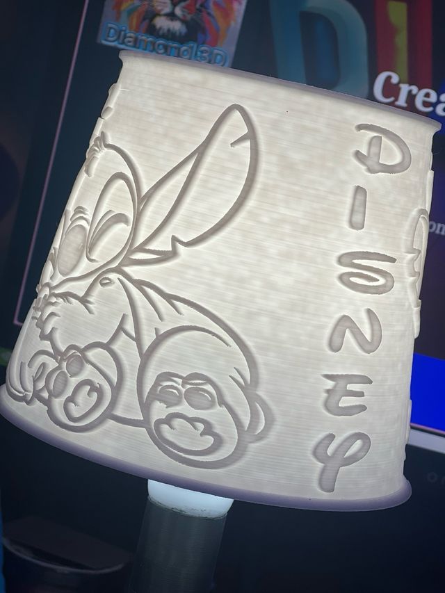 Lámpara Mesita Noche Stitch 3D