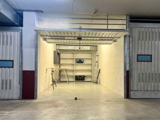 Garaje cerrado en el Barrio del Antiguo Donostia. 