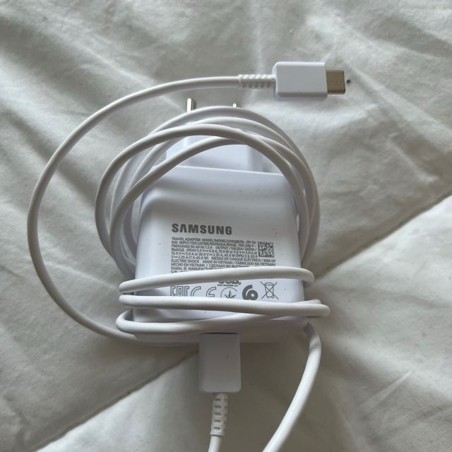 Samsung Galaxy Book2 Go 5G Plata