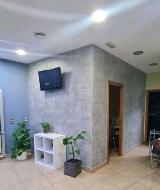 Rolo autoadesivo cinza concreto de 10 metros.