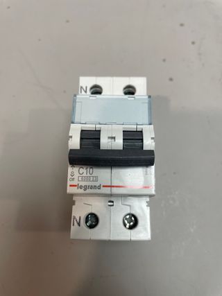 Interruptor Legrand C10 6000 3