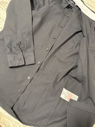 Camisa negra manga larga