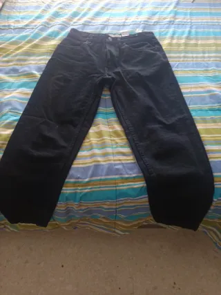 Pantalones vaqueros negros