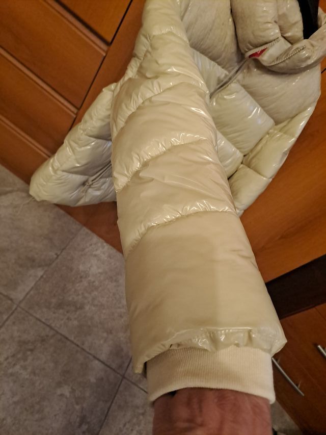 Piumino Guess donna panna taglia S