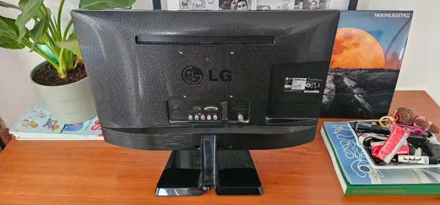Pantalla LG 22 pulgadas TV