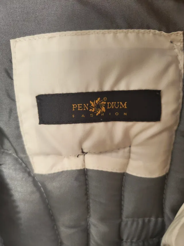 Chaqueta Takeshi Kurosawa Beige con Lentejuelas