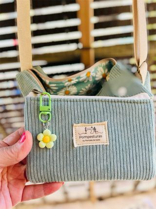 Conjunto bolso, monedero y estuche auriculares