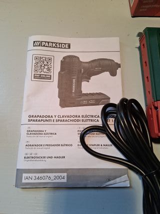 Grapadora y Clavadora Eléctrica Parkside