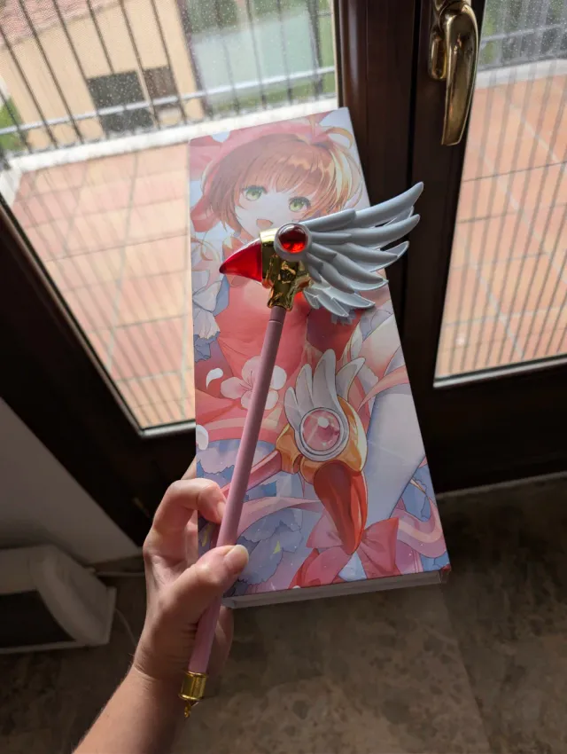 Báculo Sakura Cazadora de Cartas