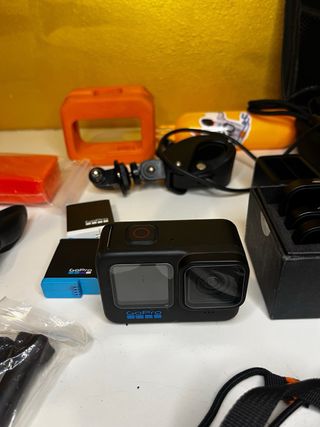 GoPro Hero 10 + Accessori