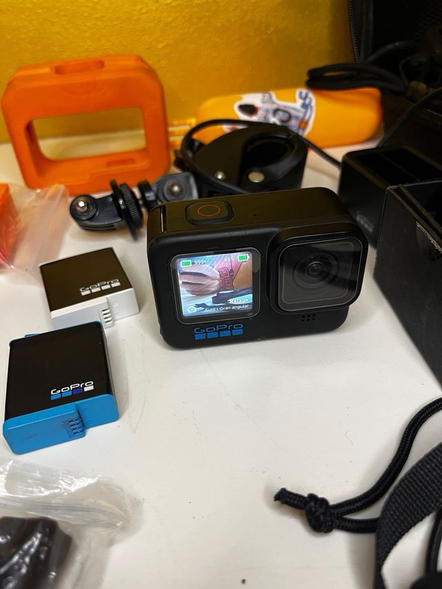 GoPro Hero 10 + Accessori