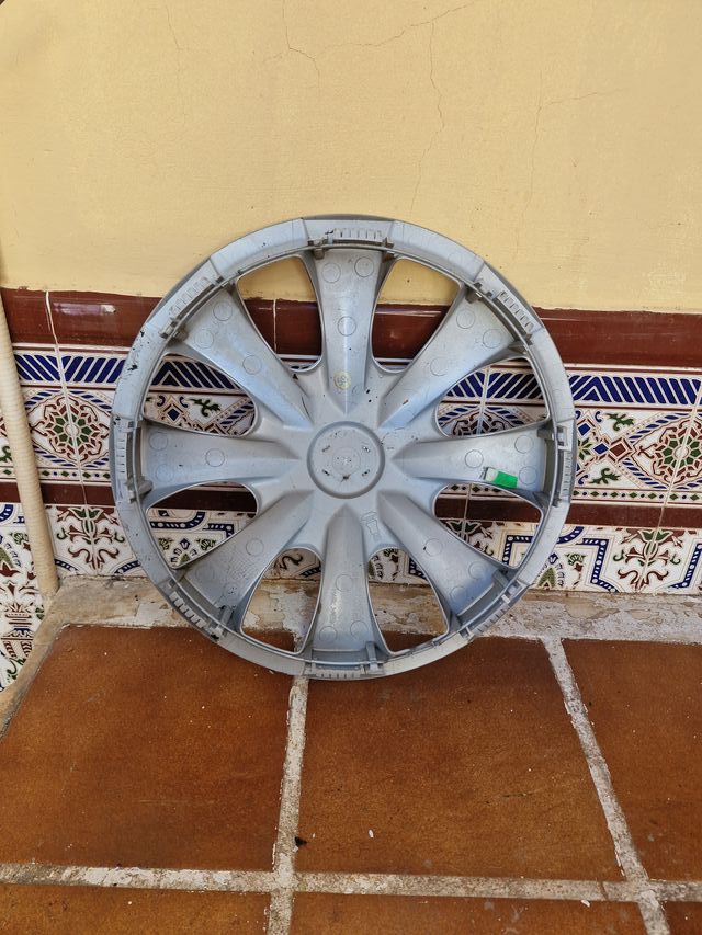 Tapacubos Toyota 15 plateado