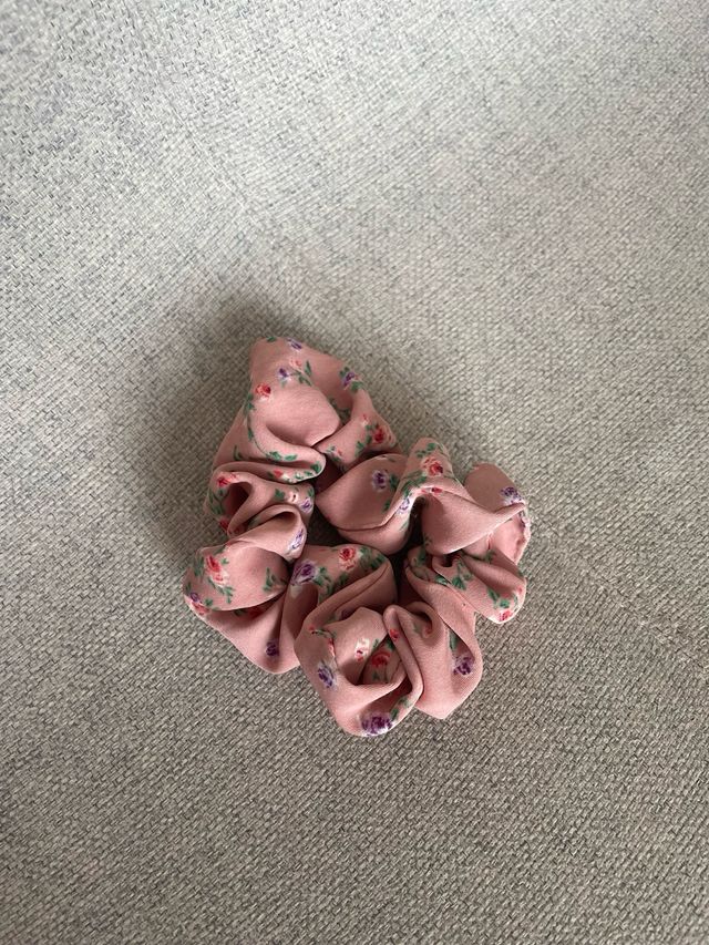 Conjunto 2 gomas de pelo florales