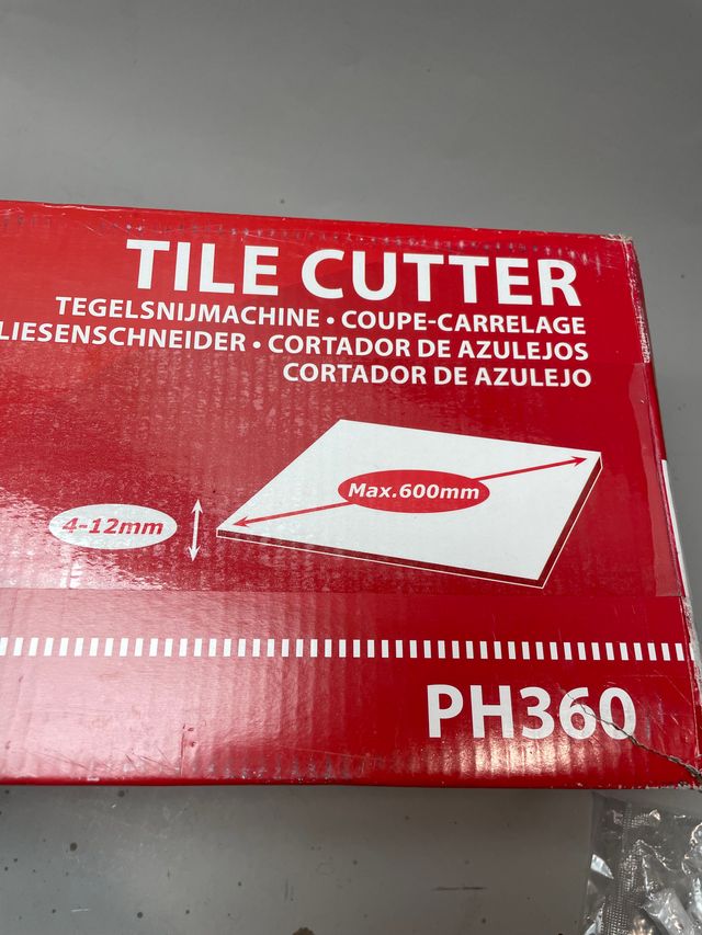 Cortador de Baldosas Toolland 600mm Manual