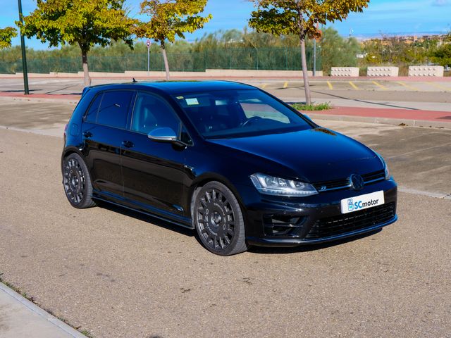 Volkswagen Golf 7 R DSG 4Motion 300cv