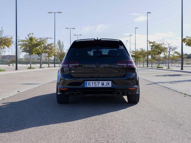 Volkswagen Golf 7 R DSG 4Motion 300cv