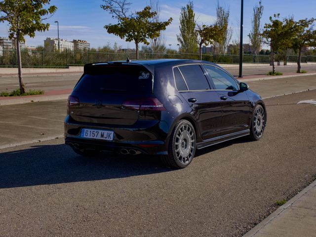 Volkswagen Golf 7 R DSG 4Motion 300cv