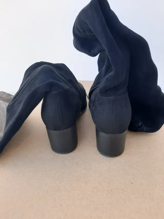 Stivali scamosciati neri