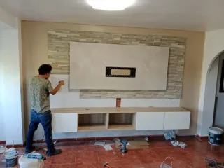 Pintado de casas, instalación de fondo de TV.