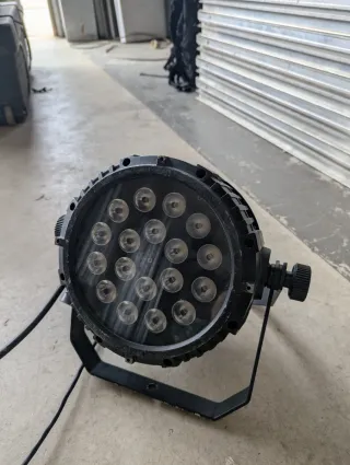 4 Focos LED RGBW IP65