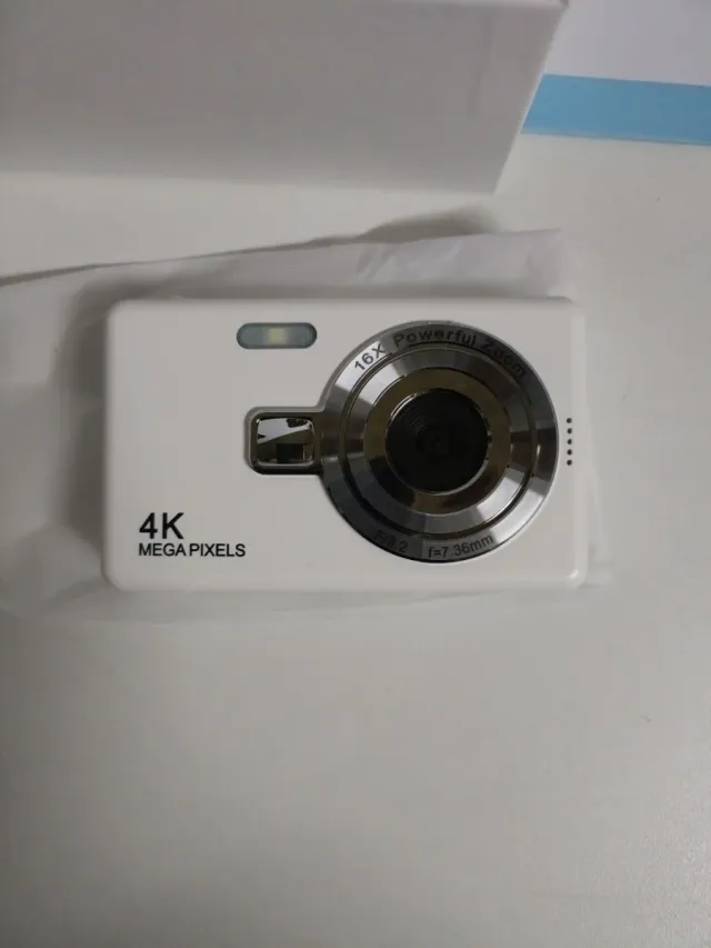 Cámara Digital 4K 16x Zoom Blanca