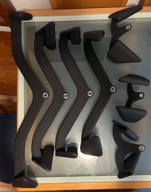 Nuovi set di 7 prese in neoprene per macchine da palestra