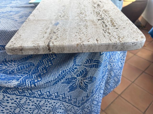 Encimera de mármol travertino