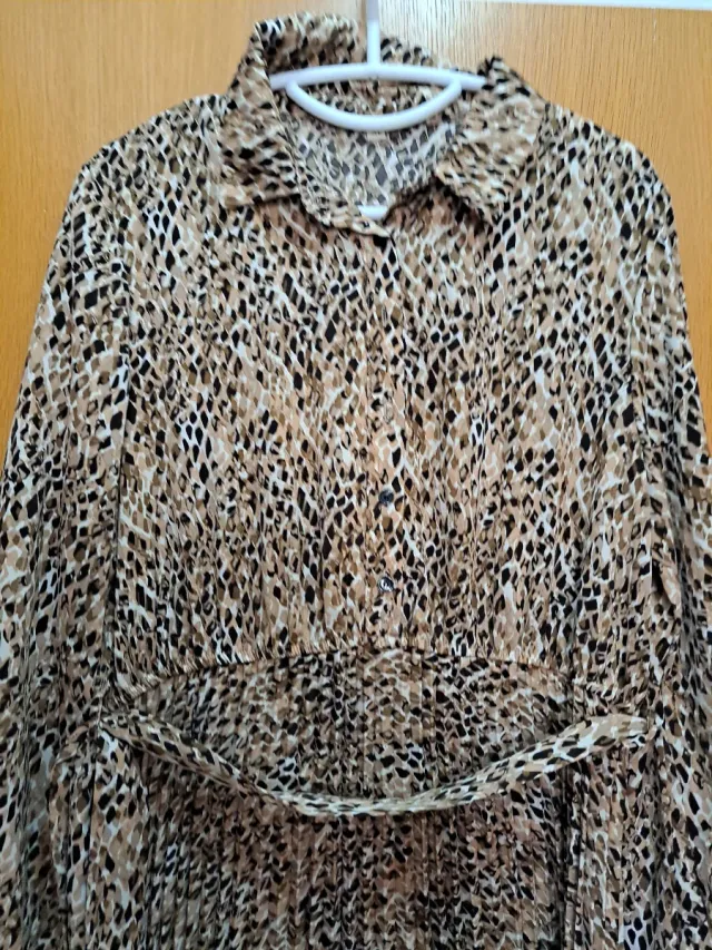 Vestido largo estampado animal print