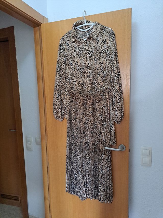Vestido largo estampado animal print