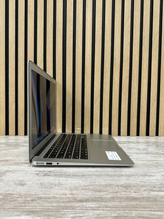 MacBook Air 13" 2017 i5 8gb 128gb SSD