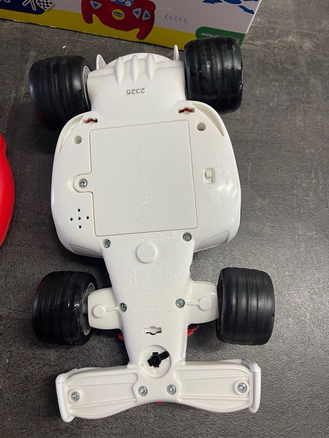 Chicco Tom Race RC Macchina Telecomandata