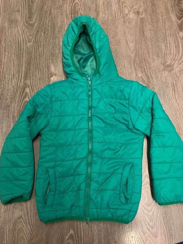 Chaqueta verde niño/niña con capucha Talla 122/128
