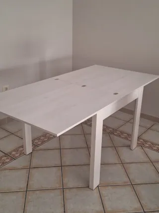 Mesa de salón 90x90 extensible