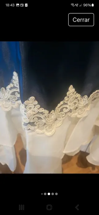 Vestido de cóctel azul y blanco