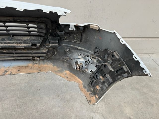 Defensa Delantera Peugeot 5008