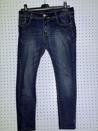 Lotto di 28 vestiti firmati